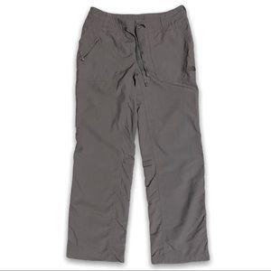 THE NORTH FACE Womens Short Court